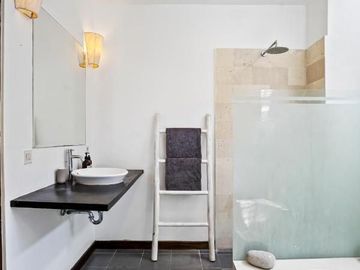 3 Bedroom Villa for sale in Canggu, Bali