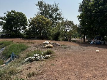 Land for sale in Bang Decha, Prachin Buri