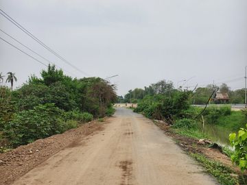 Land for sale in Champa Lo, Ang Thong