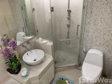 2 Bedroom Condo for rent at Baan Siri 24