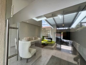 Cumbayá, Departamento de Lujo Renta, 410m2