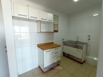 Se vende departamento con terraza. Metro Parque O’Higgins