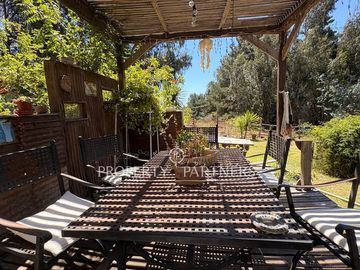 Casa con lindo terreno - Oportunidad Única en Mantagua