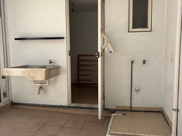 Casa en Venta en Naucalpan, Estado de México – Conjunto Residencial con Terraza