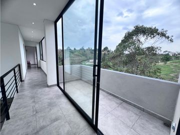 VENTA DE CASA CAMPESTRE EN VIA SAN VICENTE FERRER - VEREDA CHAPARRAL
