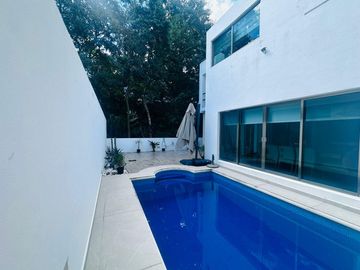 CASA EN VENTA EN RESIDENCIAL CUMBRES