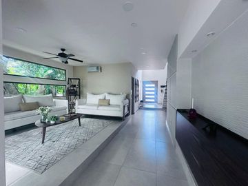 CASA EN VENTA EN RESIDENCIAL CUMBRES