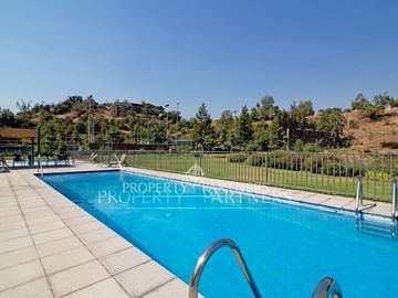 Exclusivo depto Valle Escondido, vista cordillera y cancha de golf