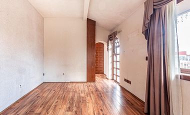 CASA EN VENTA EN METEPEC