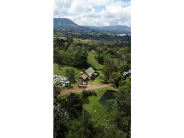 VENTA DE CASA FINCA EN LA PARCELACIÓN EL YARUMO -LA CEJA