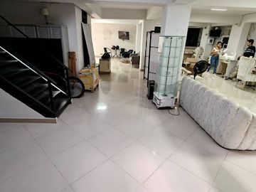ARRIENDO de LOCALES en MedellÃ­n