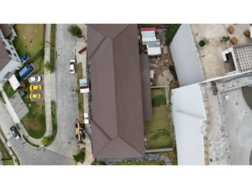 Venta de Casa Duplex en Residencial The Woods, Santa Maria