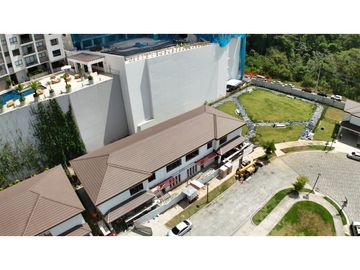 Venta de Casa Duplex en Residencial The Woods, Santa Maria