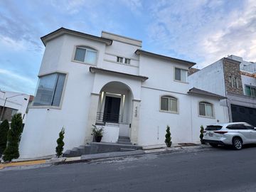 Casa en venta en Cumbres Elite, Monterrey Nuevo Leon