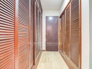 Casa para familias grandes ¨ 6 Dormitorios en Barrio Consolidado¨