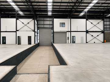 Bodega industrial de 1,384 m2 a 5 minutos del Periferico