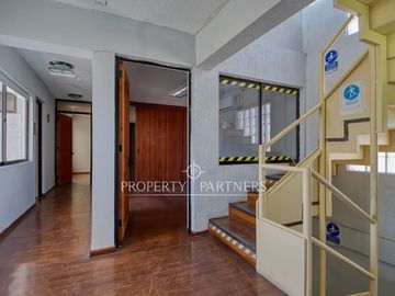 Venta casa excelente ubicación para uso comercial