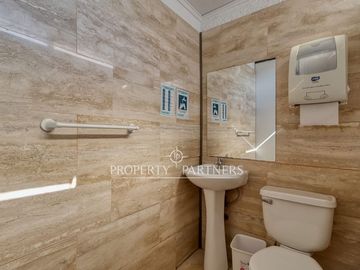 Venta casa excelente ubicación para uso comercial