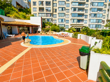 DEPA ILUMINADO CON PATIO EXCLUSIVO EN REÑACA