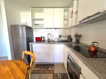 Estilo y Comodidad en Papudo: Departamento con Hermosa Decoración en Punta Puyai
