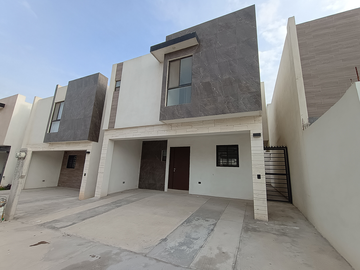 CASA EN VENTA AYUCCA DOMINIO CUMBRES