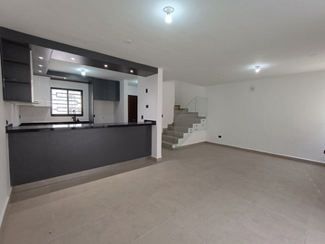 CASA EN VENTA AYUCCA DOMINIO CUMBRES