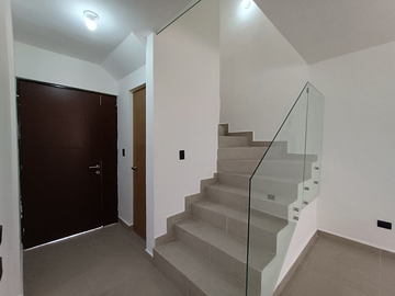 CASA EN VENTA AYUCCA DOMINIO CUMBRES