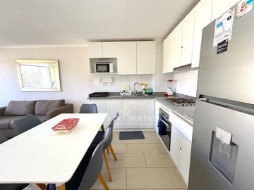 Oportunidad Única: Departamento Amoblado en Condominio Estilo Resort con Salida Directa a Playa Grande