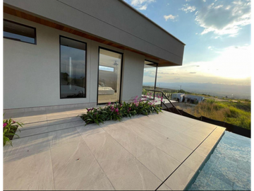 Casa campestre en condominio para la venta en Cerritos, Pereira!!!