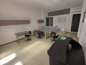 LOCALES EN VENTA EN PUNTA TULUM-BLVD LUIS DONALDO COLOSIO
