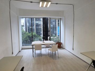 Oficina 42m2 acondicionada en la Roma