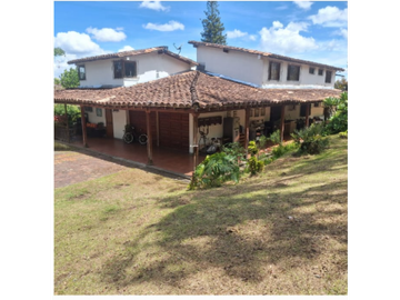 FINCA EN EL MIRADOR DE LA CEJA, VIA LA CEJA - LA UNION