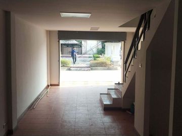 Kad Farang Shophouse for Sale