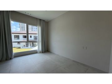 Venta de Casa Unifamiliar en PH The Woods, Santa María