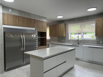 Venta de Casa Unifamiliar en PH The Woods, Santa María