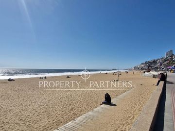 Departamento en venta frente a la playa de Reñaca.