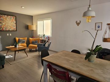 Casa en venta con cuarto de servicio en Santa Fe Juriquilla Queretaro