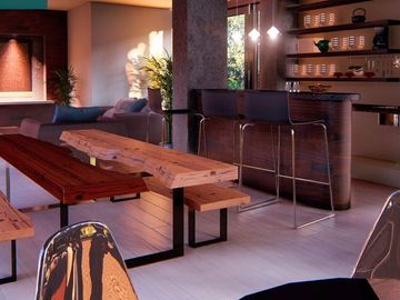 Departamento en Venta en Cumbres del Lago. Elevador, alberca, Putting Green. Qro