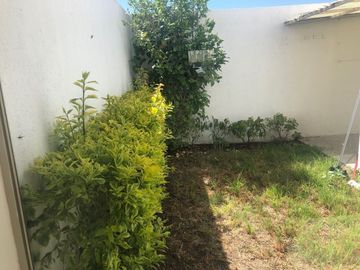 Casa en Venta Santa Fe Juriquilla, cuarto de tv, 3 recámaras para inversionistas