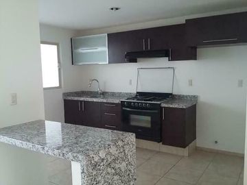 Casa en Venta Santa Fe Juriquilla, cuarto de tv, 3 recámaras para inversionistas
