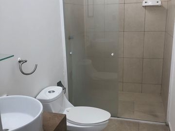Casa en Venta Santa Fe Juriquilla, cuarto de tv, 3 recámaras para inversionistas