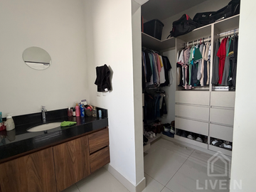 CASA EN VENTA EL BARRIAL, PRIVADA