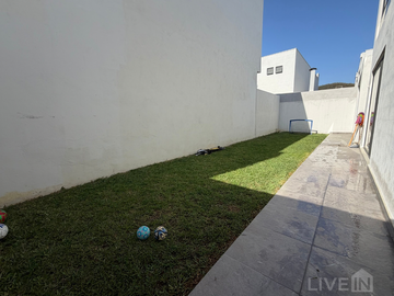 CASA EN VENTA EL BARRIAL, PRIVADA