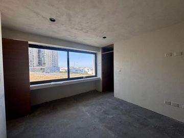 CASA EN VENTA EN FRACC. LOMAS DEL PEDREGAL.