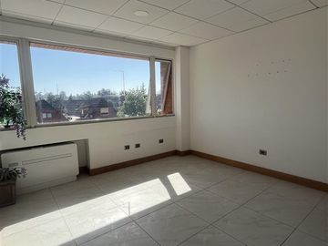 Oficina en Arriendo en Edificio Las Rastras 3