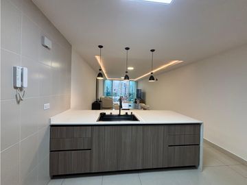 Vendo bello apartamento en Ph Genesis Tower 245.000$