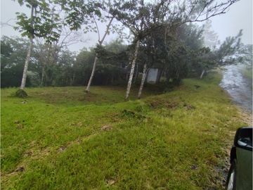 Venta de Terreno en Altos de Cerro Azul