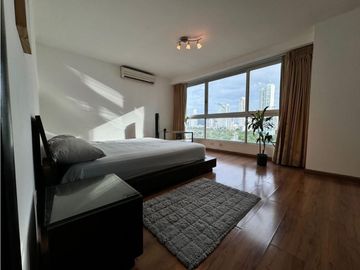 Se Vende Apartamento en Avenida Balboa | PH Bayfront con Vista al Mar