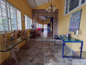 Alquiler de Casa en Altos de Cerro Azul