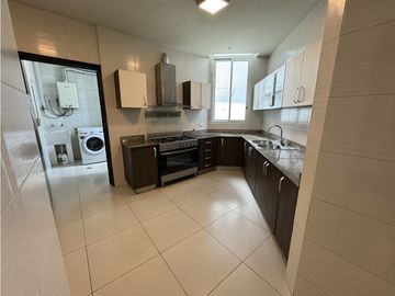 SE ALQUILA APARTAMENTO AMOBLADO EN COSTA DEL ESTE